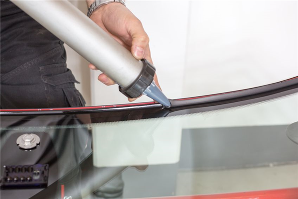 4 Auto Glass Services We Provide
