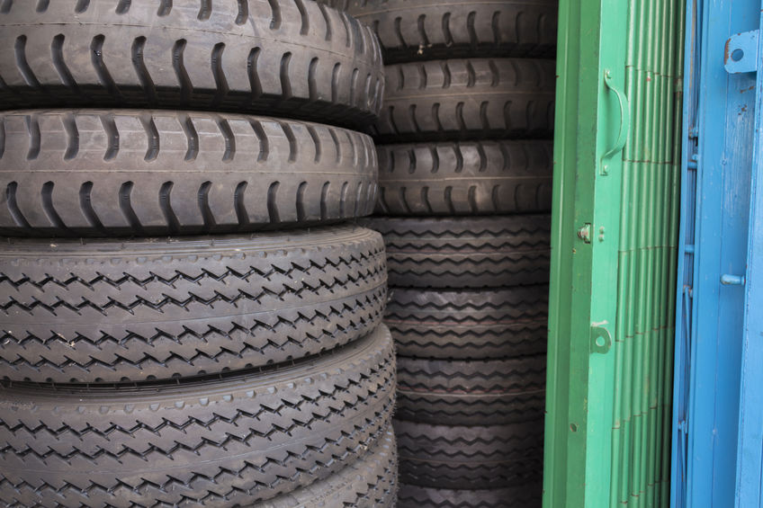 The Perks Of Buying Used Tires from a Junkyard  